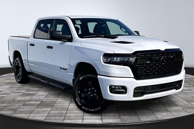 2026 RAM Ram 1500 RAM 1500 EXPRESS CREW CAB 4X4 57 BOX