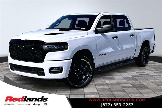 2026 RAM Ram 1500 RAM 1500 EXPRESS CREW CAB 4X4 57 BOX