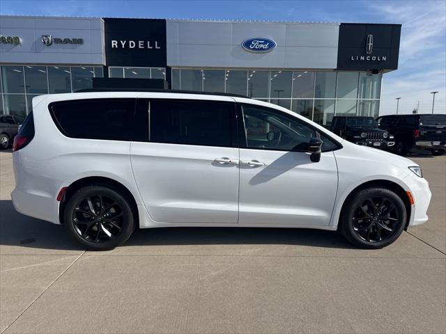 2026 Chrysler Pacifica PACIFICA LIMITED AWD 2026 Chrysler Pacifica PACIFICA LIMITED AWD