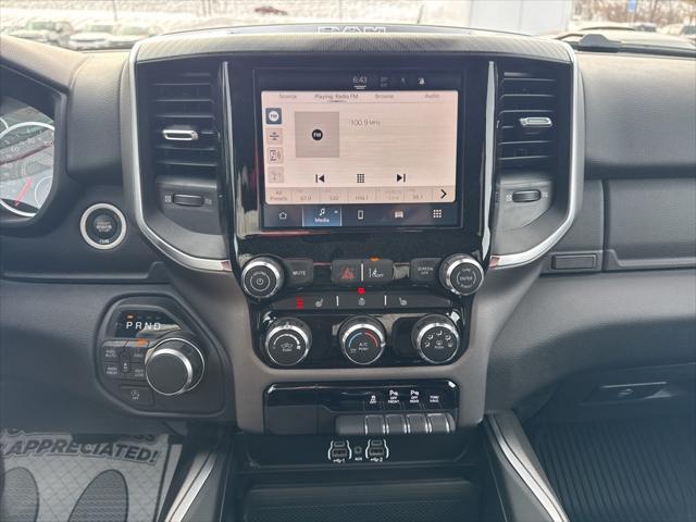 2025 RAM Ram 1500 RAM 1500 BIG HORN CREW CAB 4X4 57 BOX