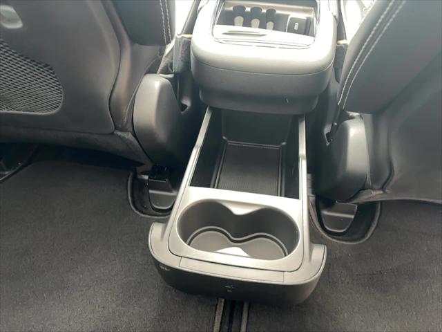 2026 Chrysler Pacifica Limited AWD