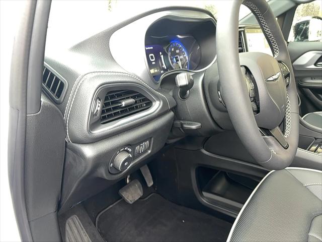 2026 Chrysler Pacifica Limited AWD