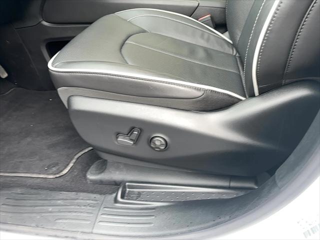 2026 Chrysler Pacifica Limited AWD
