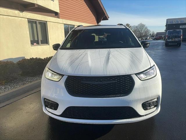 2026 Chrysler Pacifica PACIFICA LIMITED AWD