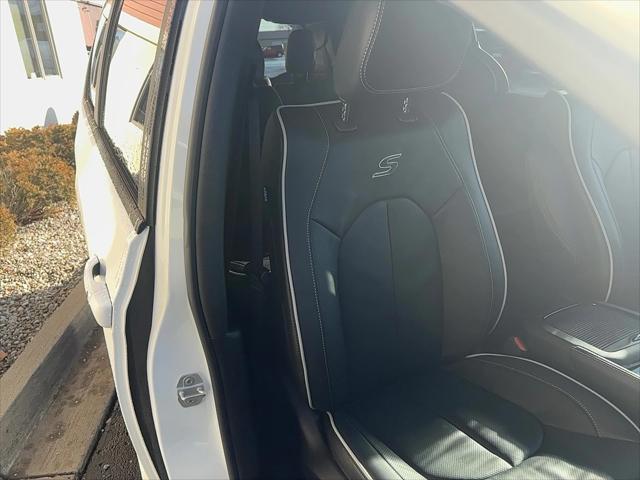 2026 Chrysler Pacifica Limited AWD
