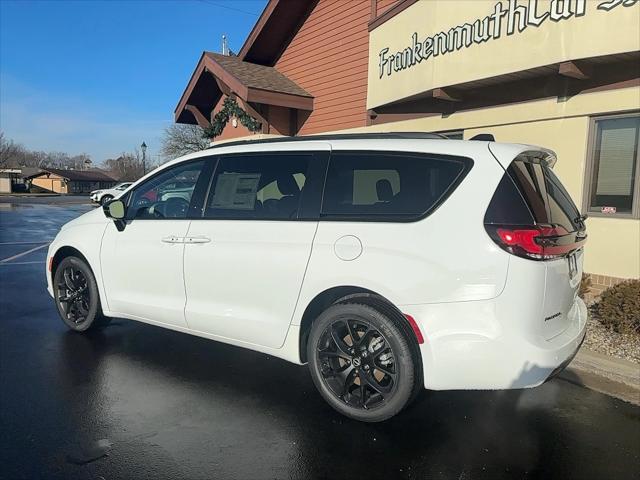 2026 Chrysler Pacifica Limited AWD