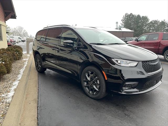 2026 Chrysler Pacifica Limited AWD