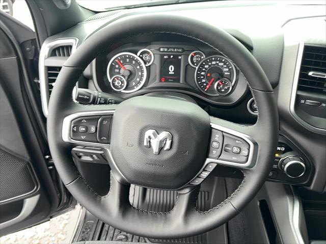 2025 Ram 1500 Big Horn Crew Cab 4x4 5'7" Box