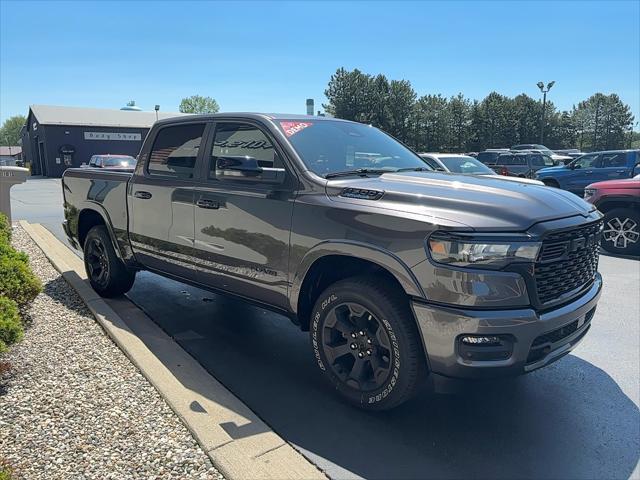 2025 Ram 1500 Big Horn Crew Cab 4x4 5'7" Box