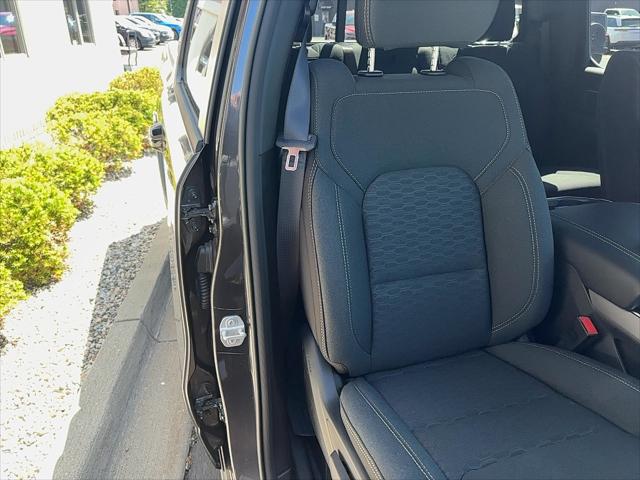 2025 Ram 1500 Big Horn Crew Cab 4x4 5'7" Box