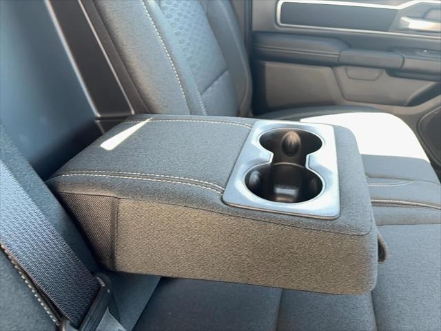 2025 Ram 1500 Big Horn Crew Cab 4x4 5'7" Box