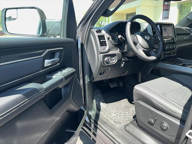 2025 Ram 1500 Big Horn Crew Cab 4x4 5'7" Box