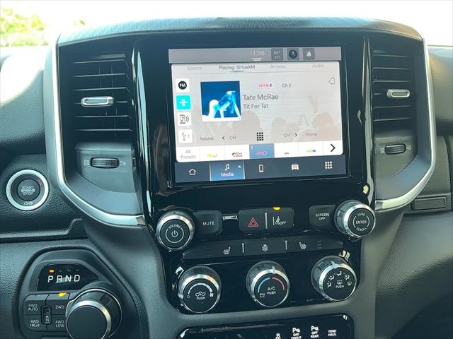 2025 Ram 1500 Big Horn Crew Cab 4x4 5'7" Box
