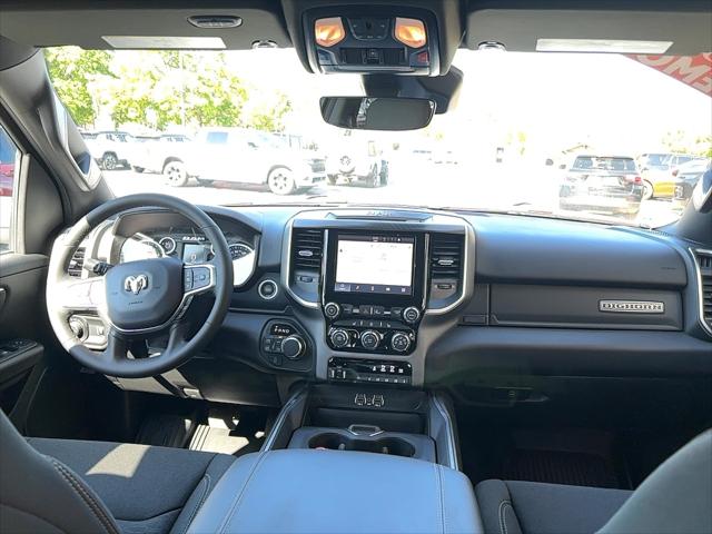 2025 Ram 1500 Big Horn Crew Cab 4x4 5'7" Box