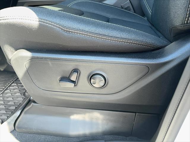 2025 Ram 1500 Big Horn Crew Cab 4x4 5'7" Box