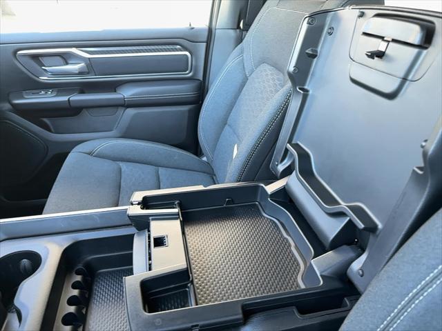2025 Ram 1500 Big Horn Crew Cab 4x4 5'7" Box