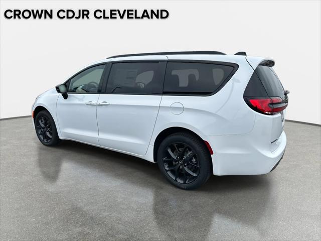 2026 Chrysler Pacifica Limited AWD