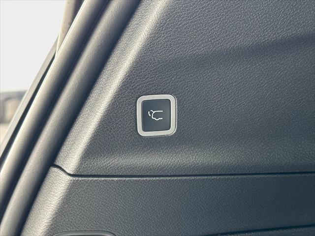 2026 Chrysler Pacifica Limited AWD