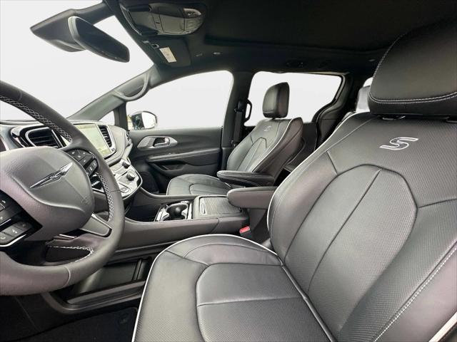 2026 Chrysler Pacifica Limited AWD