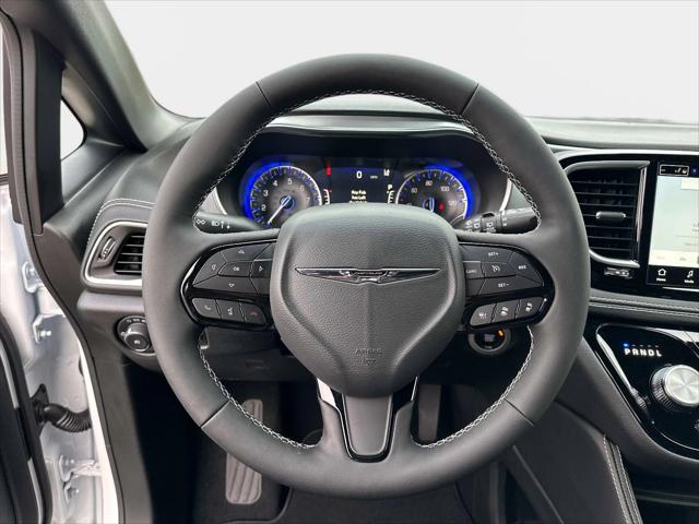 2026 Chrysler Pacifica Limited AWD