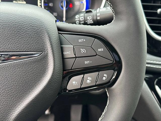 2026 Chrysler Pacifica Limited AWD