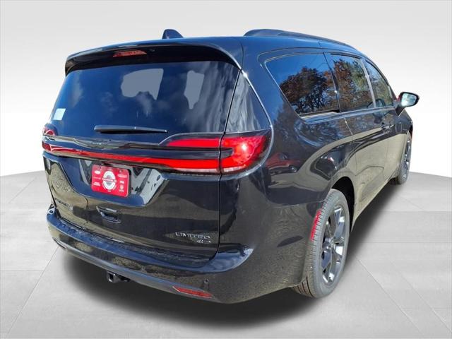 2026 Chrysler Pacifica Limited AWD