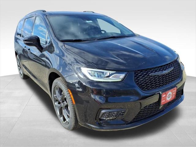 2026 Chrysler Pacifica Limited AWD