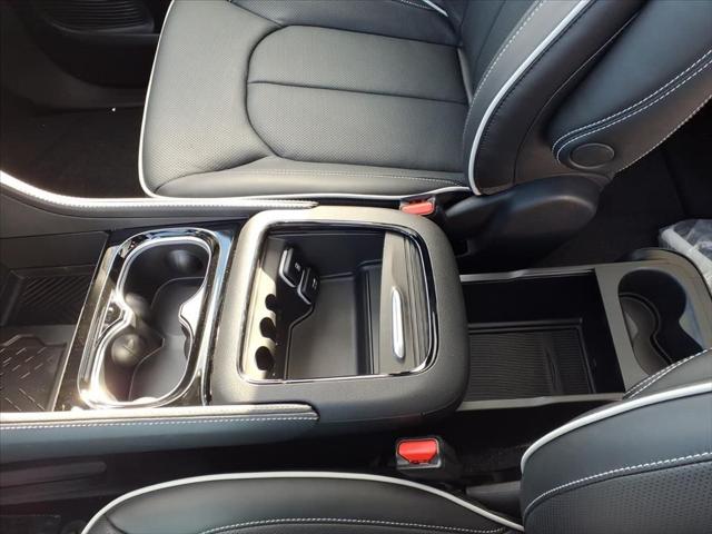 2026 Chrysler Pacifica Limited AWD