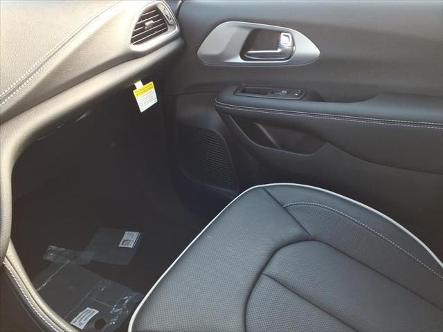 2026 Chrysler Pacifica Limited AWD