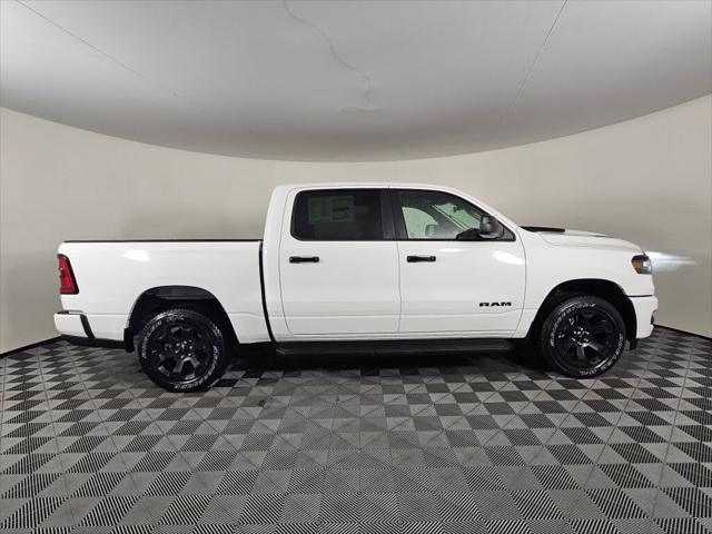 2026 RAM Ram 1500 RAM 1500 EXPRESS CREW CAB 4X4 57 BOX