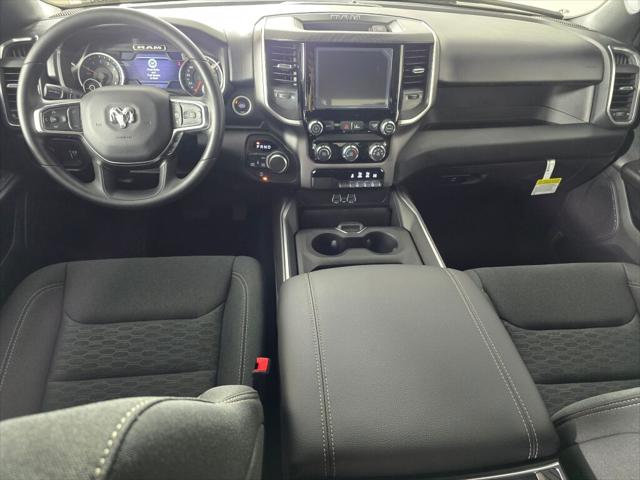 2026 Ram 1500 Express Crew Cab 4x4 5'7" Box