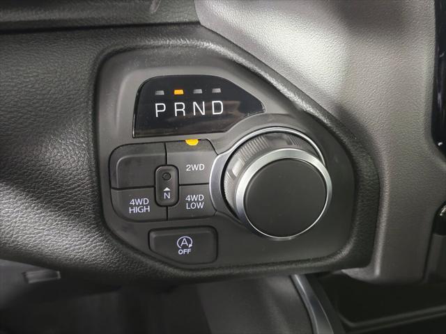 2026 Ram 1500 Express Crew Cab 4x4 5'7" Box