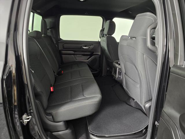 2026 Ram 1500 Express Crew Cab 4x4 5'7" Box