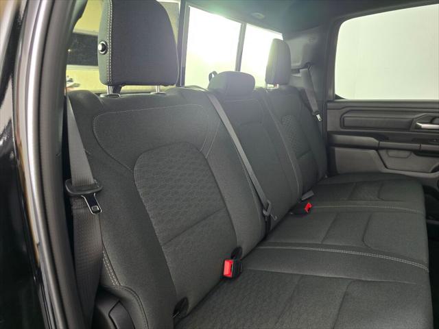 2026 Ram 1500 Express Crew Cab 4x4 5'7" Box