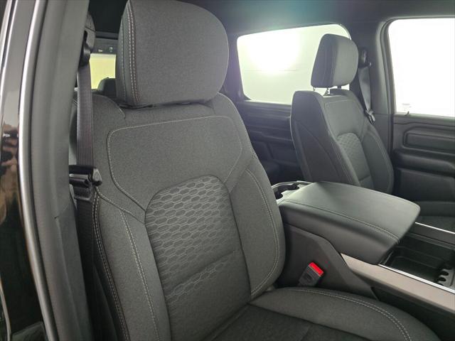 2026 Ram 1500 Express Crew Cab 4x4 5'7" Box