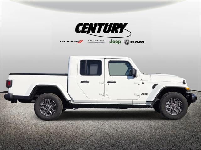2026 Jeep Gladiator GLADIATOR SPORT S 4X4