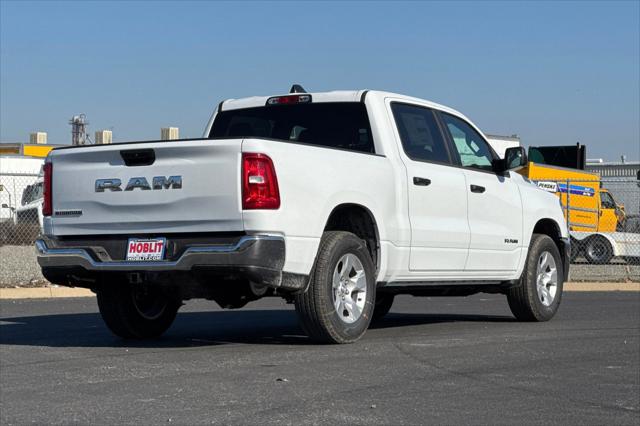 2025 RAM Ram 1500 RAM 1500 BIG HORN CREW CAB 4X2 57 BOX