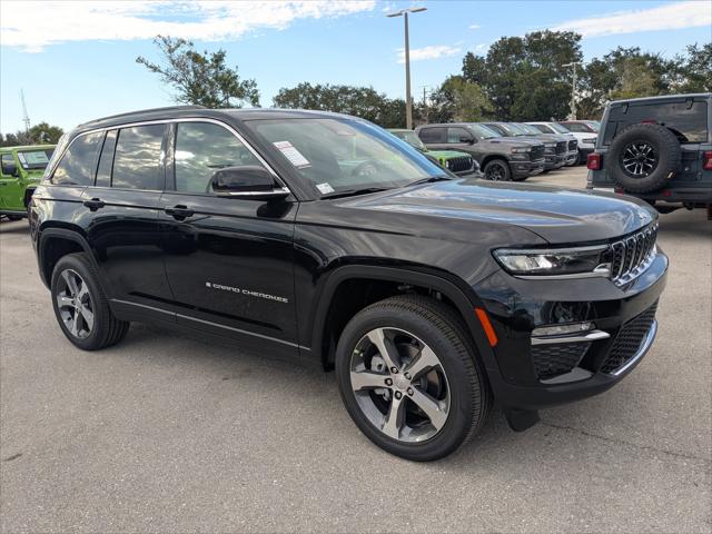 2025 Jeep Grand Cherokee GRAND CHEROKEE LIMITED 4X4