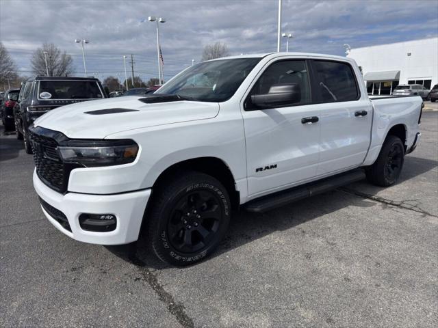 2026 RAM Ram 1500 RAM 1500 EXPRESS CREW CAB 4X4 57 BOX