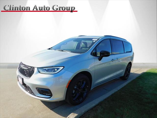 2026 Chrysler Pacifica PACIFICA LIMITED AWD