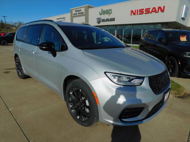 2026 Chrysler Pacifica PACIFICA LIMITED AWD