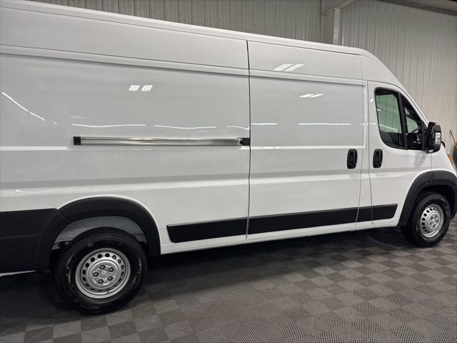 2026 Ram ProMaster 2500 Cargo Van Tradesman High Roof 159" WB w/Pass Seat