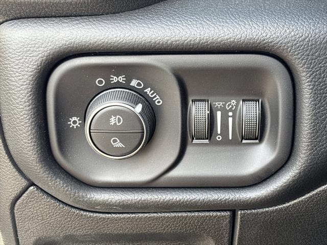 2026 Ram 1500 Big Horn Crew Cab 4x2 5'7" Box