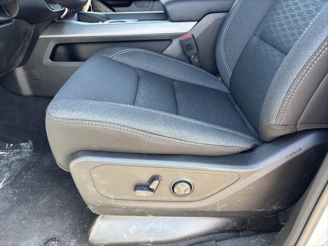 2026 Ram 1500 Big Horn Crew Cab 4x2 5'7" Box
