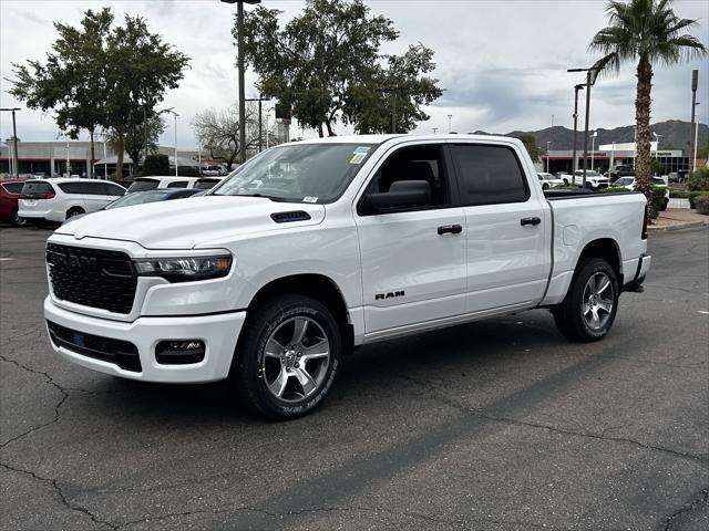 2025 RAM Ram 1500 RAM 1500 TRADESMAN CREW CAB 4X2 57 BOX