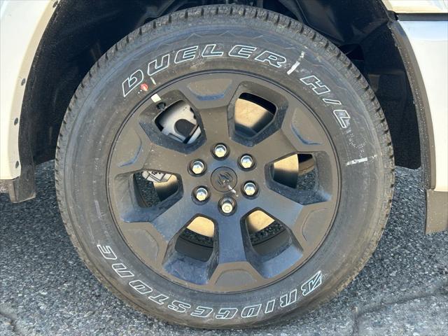 2026 Ram 1500 Big Horn Crew Cab 4x4 5'7" Box