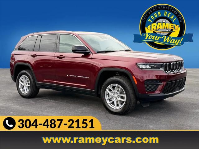 2025 Jeep Grand Cherokee GRAND CHEROKEE LAREDO X 4X4