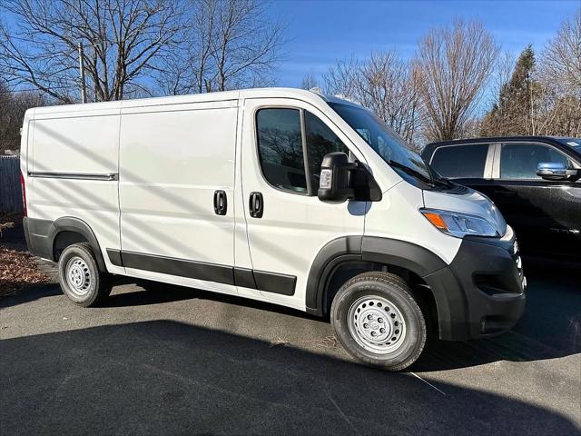 2026 Ram ProMaster Cargo Van Tradesman Low Roof 136" WB w/Pass Seat