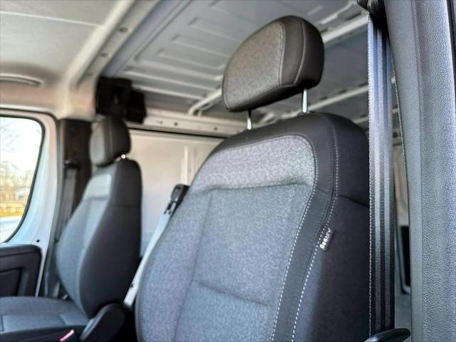 2026 Ram ProMaster Cargo Van Tradesman Low Roof 136" WB w/Pass Seat