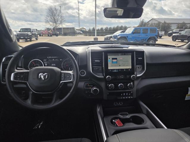 2026 RAM Ram 1500 RAM 1500 EXPRESS CREW CAB 4X4 57 BOX